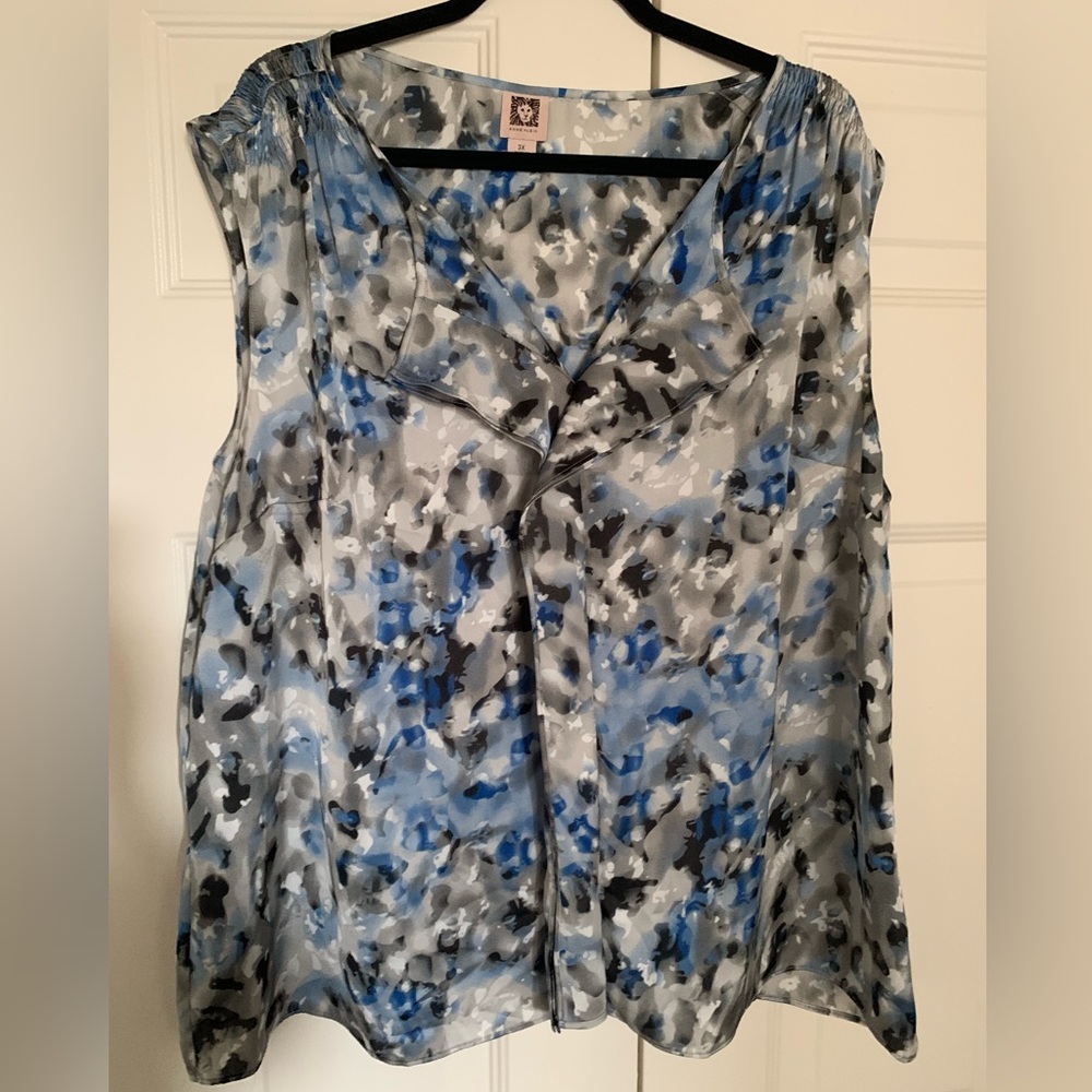 Anne Klein Blue Gray Black Printed Sleeveless Blouse